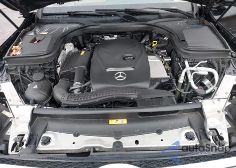 2016 Mercedes-Benz Glc 300 4Matic z USA, uszkodzony, nr VIN WDC0G4KB0GF053929